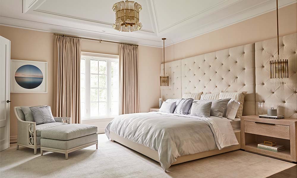 Glamorous bedroom design