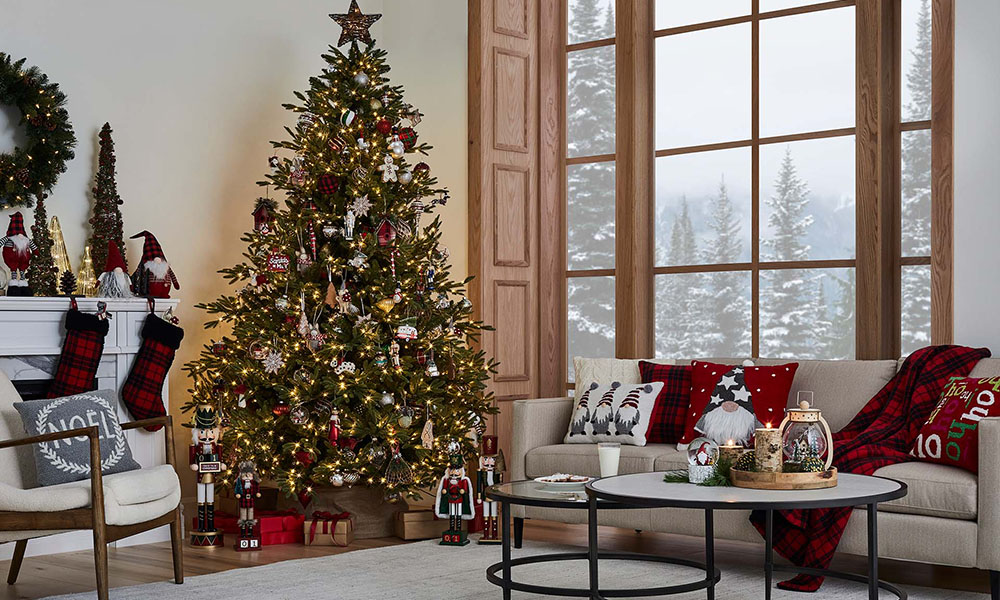 Brian's Guide to Decorating the Perfect Christmas Tree - Gluckstein ...