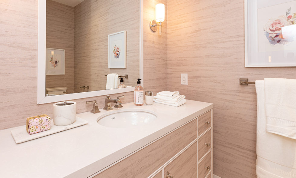5 Reasons to Consider Wallpaper for Your Next Project - Gluckstein Home