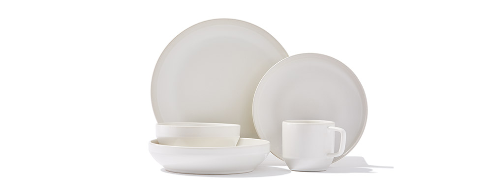 GlucksteinHome warm neutral design idea Rowan dinnerware