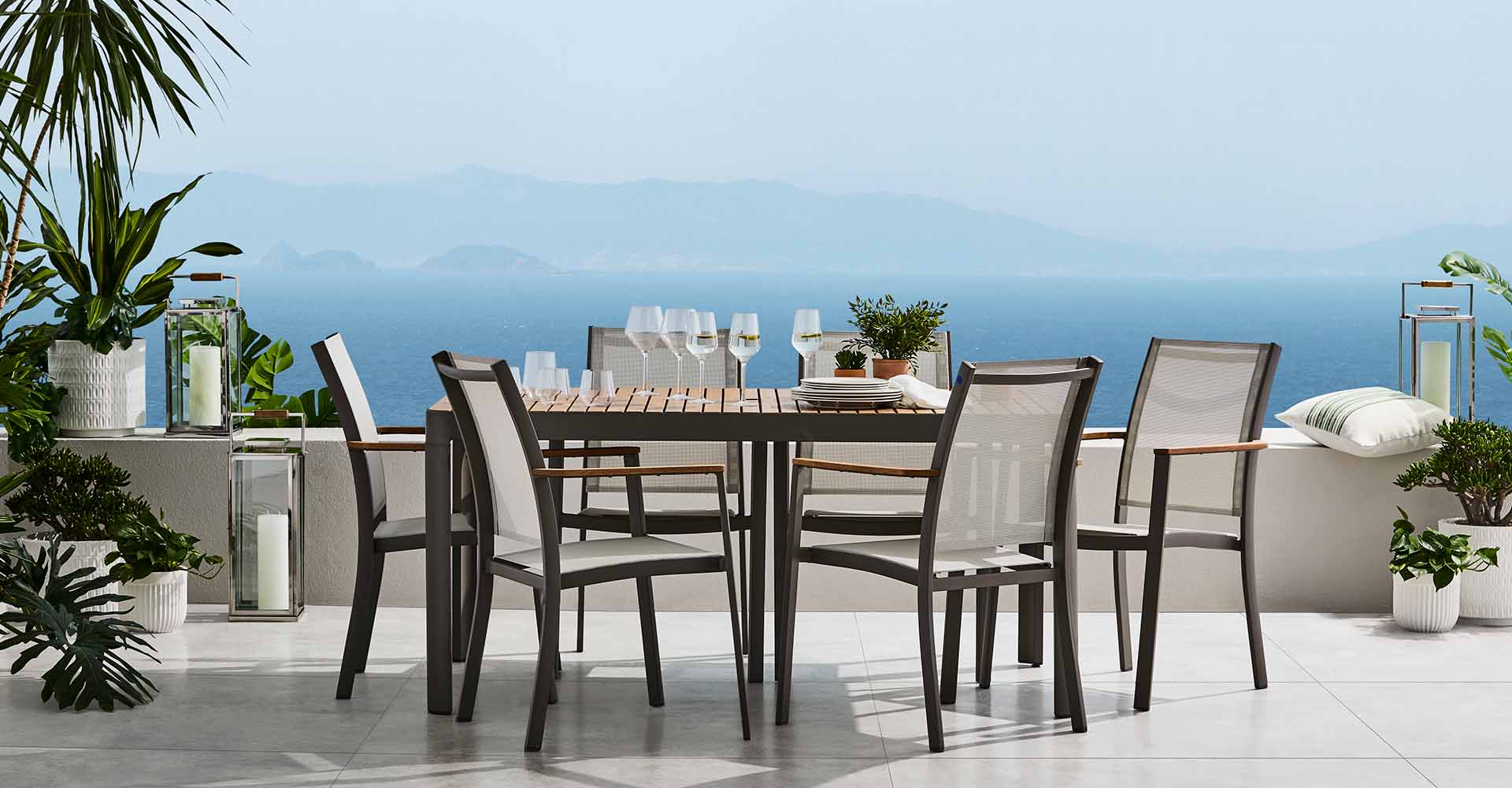 GlucksteinHome Portofino outdoor dining set