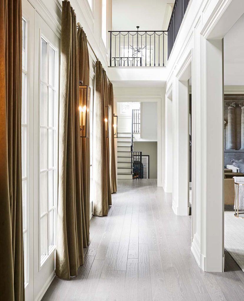 Calm neutral hallway room design