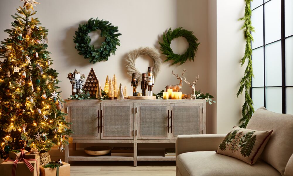 4 Ways to Get Scandinavian-Inspired Christmas Decor Style