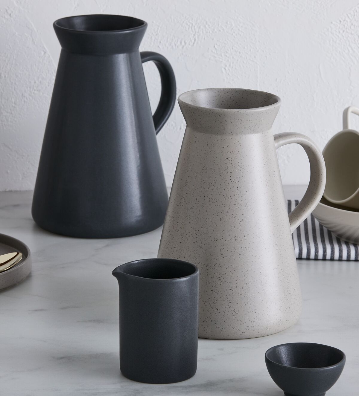 GlucksteinHome Portuguese stoneware