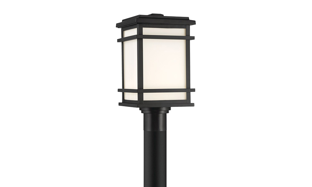 GlucksteinElements Outdoor Balmoral Post Light