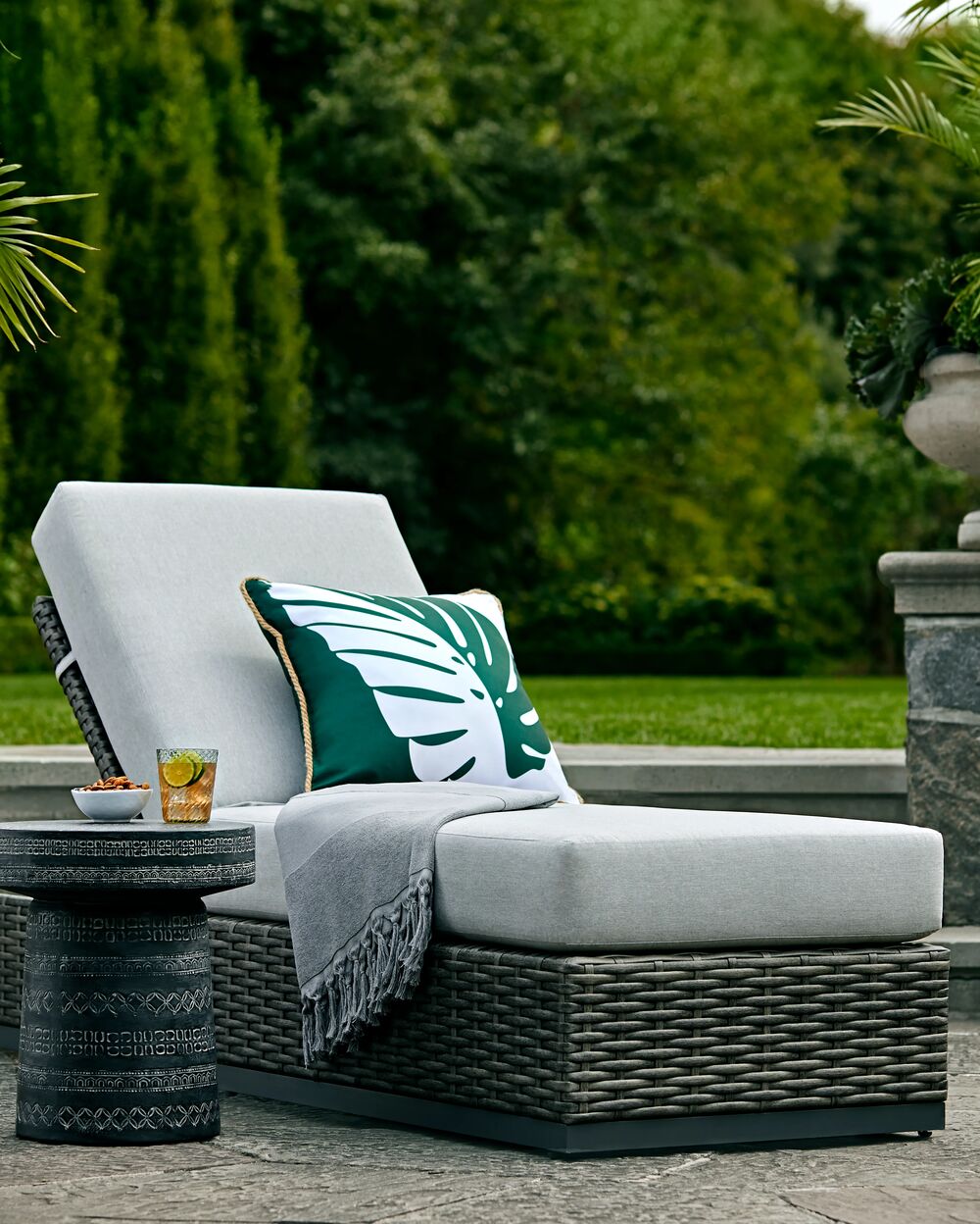 GlucksteinHome Sedona lounger small outdoor space design ideas