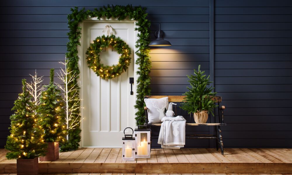 Ideas to Decorate Your Porch for the Holidays