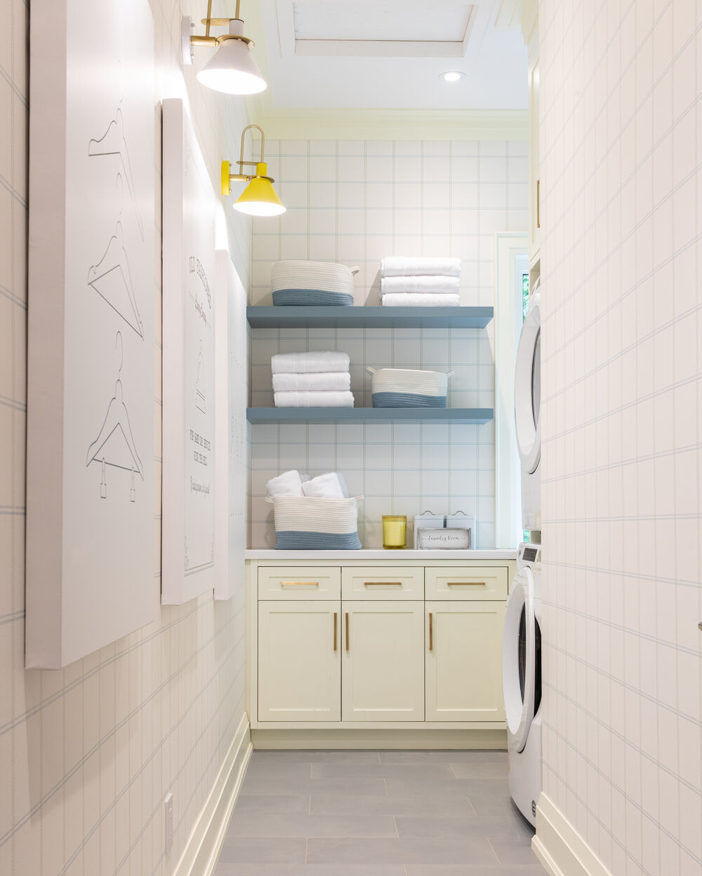 Laundry room design ideas with colour