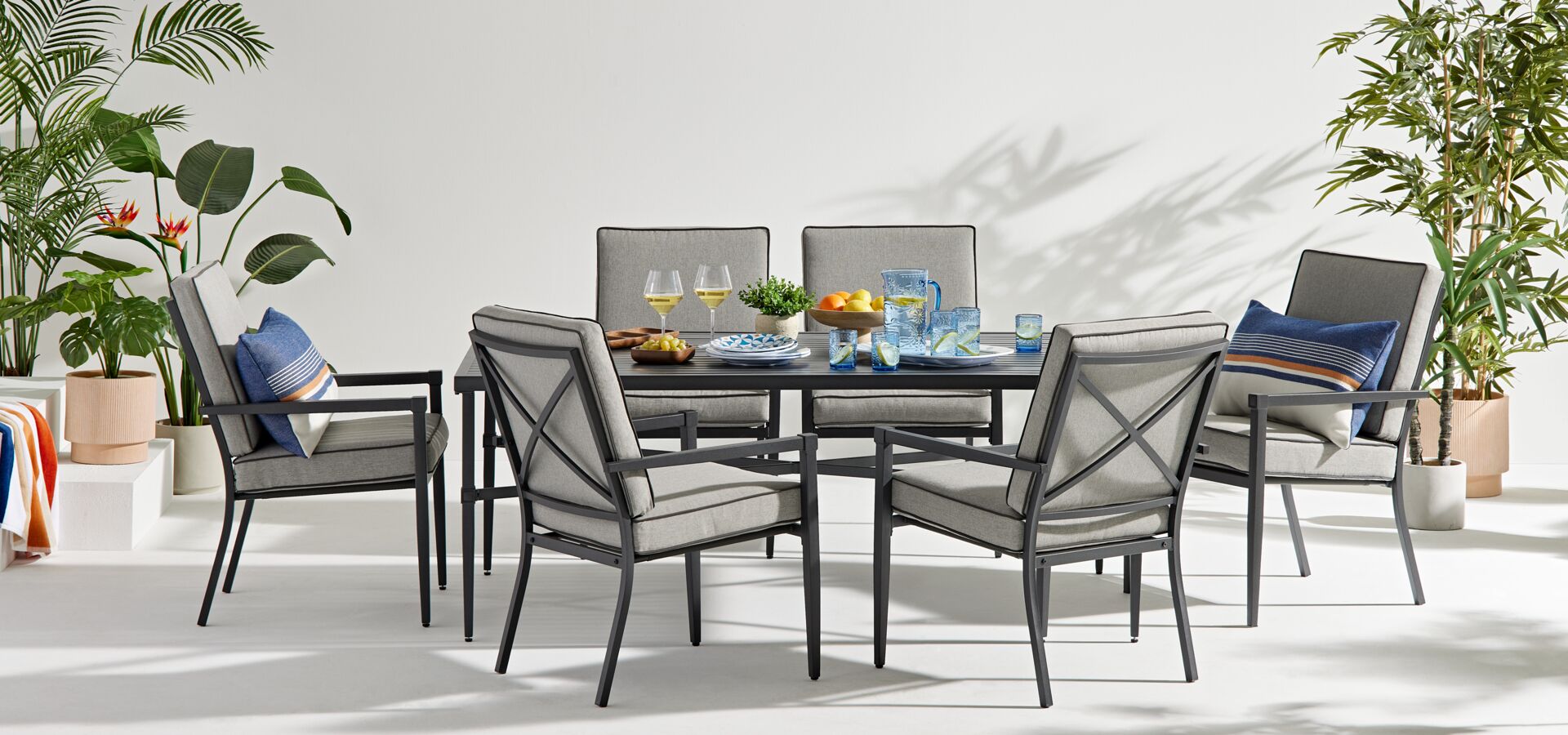 GlucksteinHome Malibu Outdoor Patio Dining Set