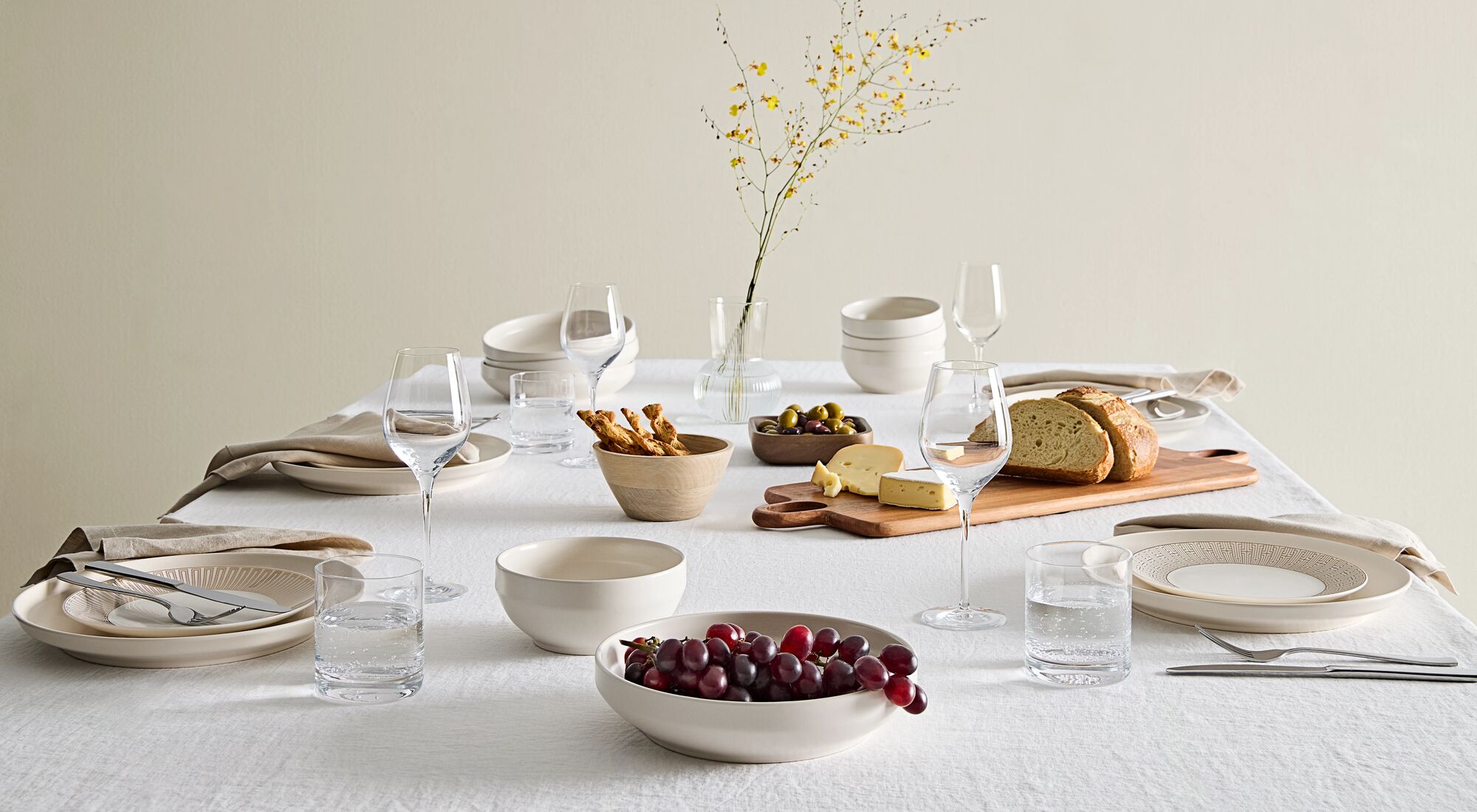 GlucksteinHome Rowan dinnerware