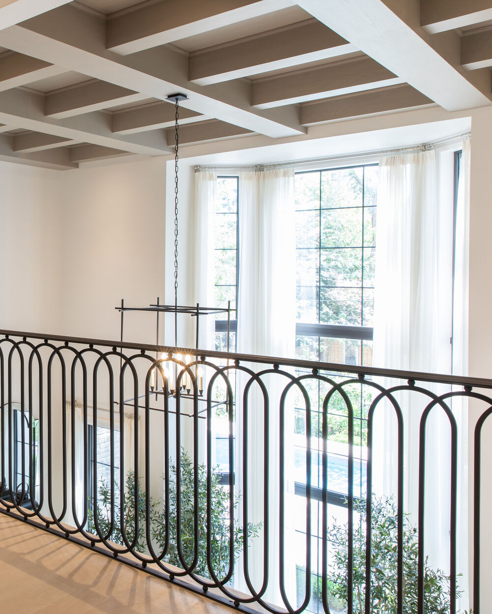 Luxurious design details coffered ceiling GlucksteinHome